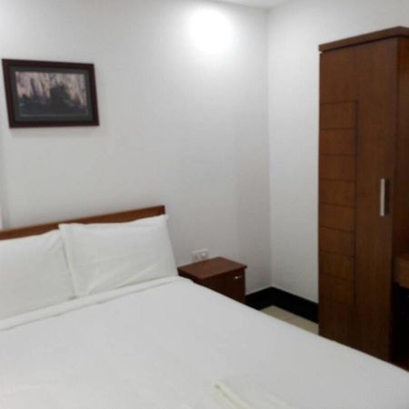 Pgs Inn Kochi Exteriör bild