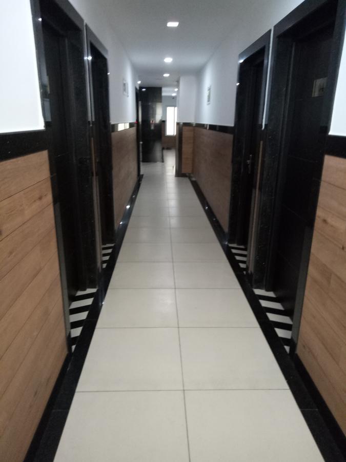 Pgs Inn Kochi Exteriör bild